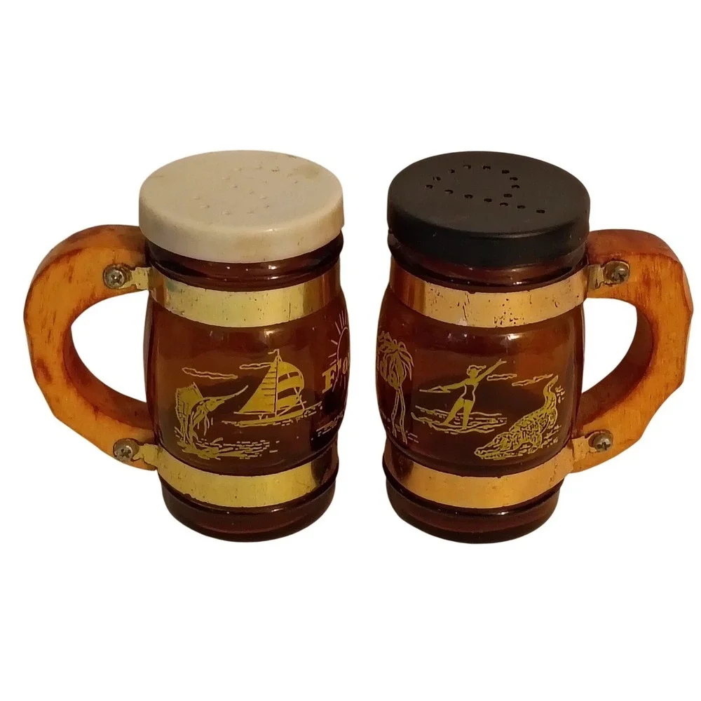 Vintage Florida Souvenir Salt Pepper Shakers Amber Glass Barrel Mug Wood Handle